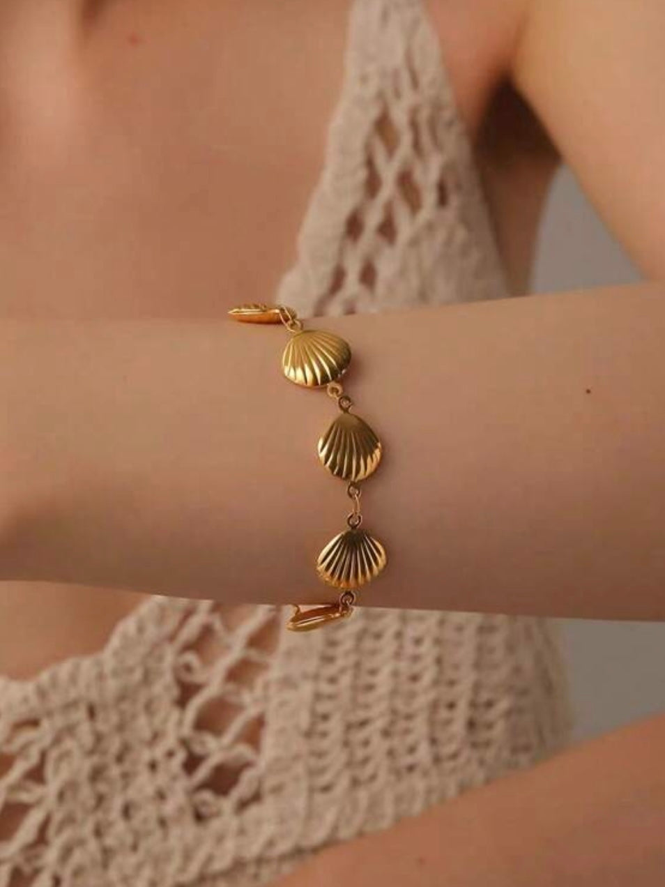 Clam Bracelet