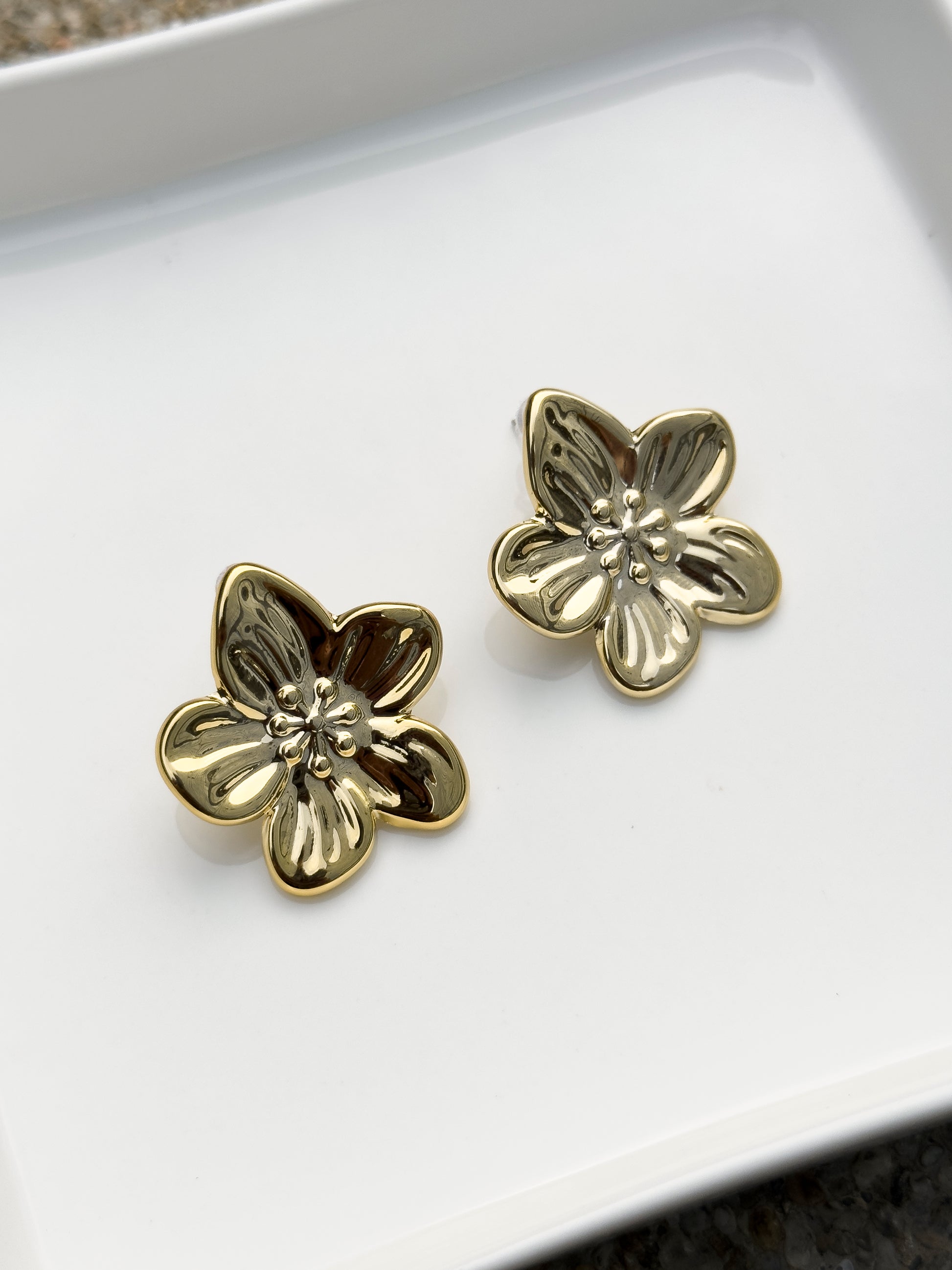 Flower Chunky Earrings