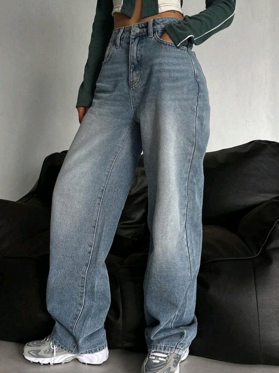 Dirty Wideleg Jeans
