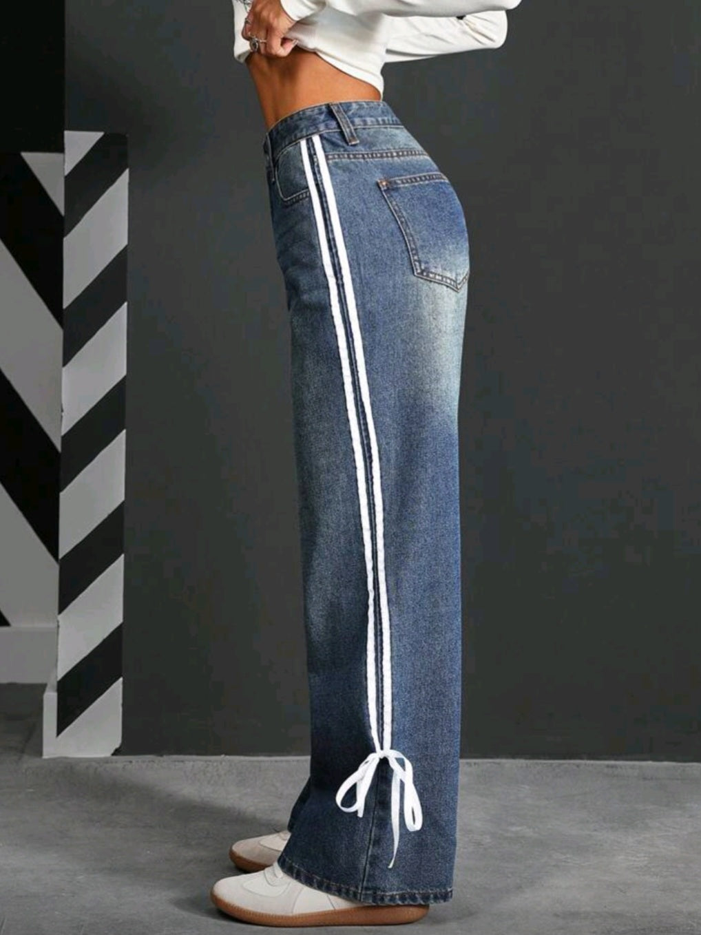 Track Low Waist Wideleg Jeans  Cod.J31