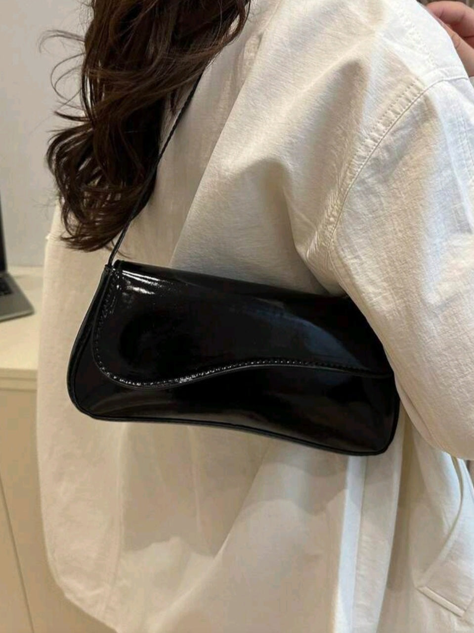 Black Baguette